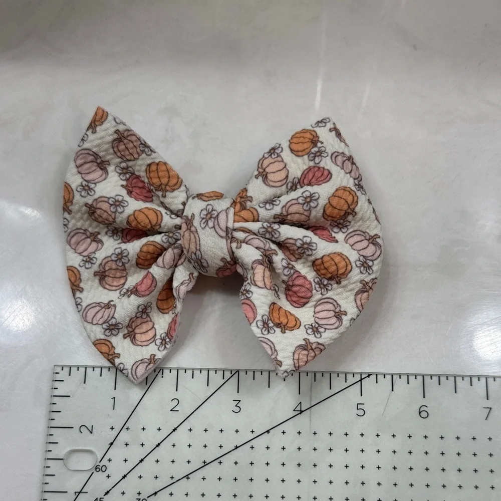 Leopard, Pumpkin, Christmas, and Orange Handcrafted Bow Set - Picture 8 of 9